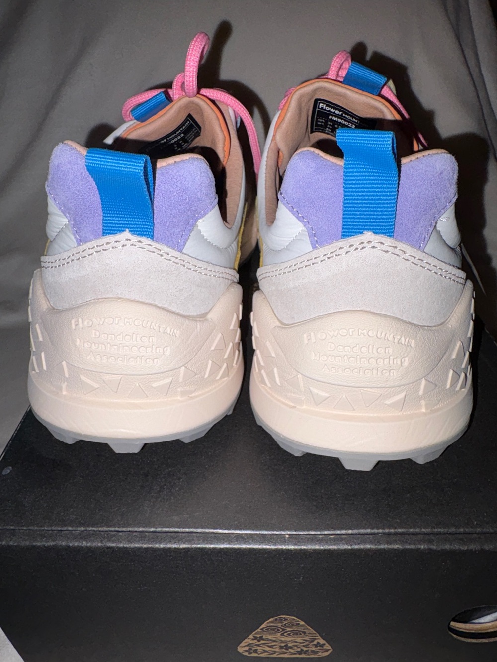 NWT Flower Mountain Washi Sneakers in Beige/White/Multi - Picture 12 of 16